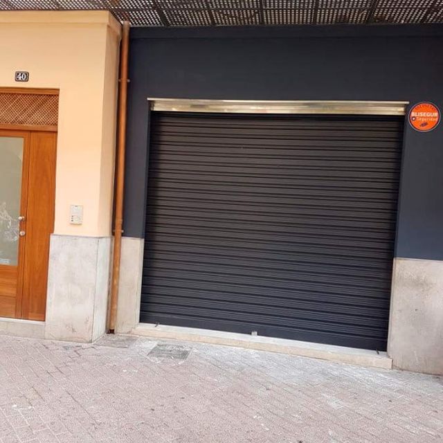 Pintures i decoració Bustins exterior de local