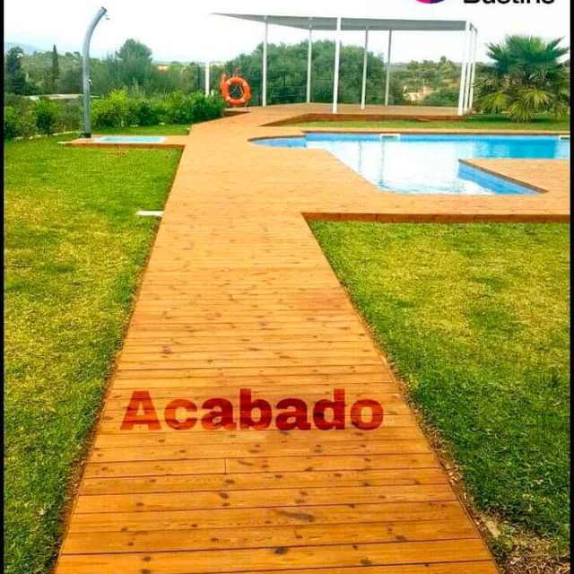 Pintures i decoració Bustins suelo de madera para piscina