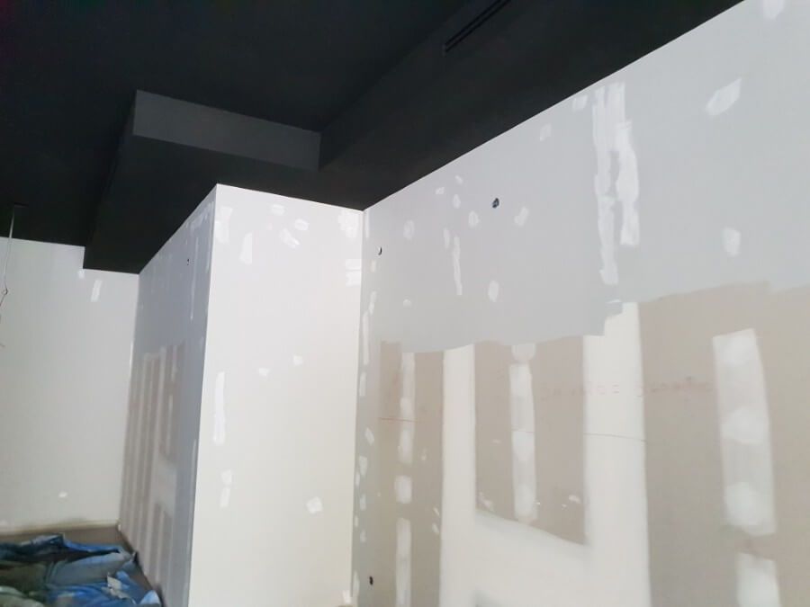 Pintures i decoració Bustins remodelación interior de local